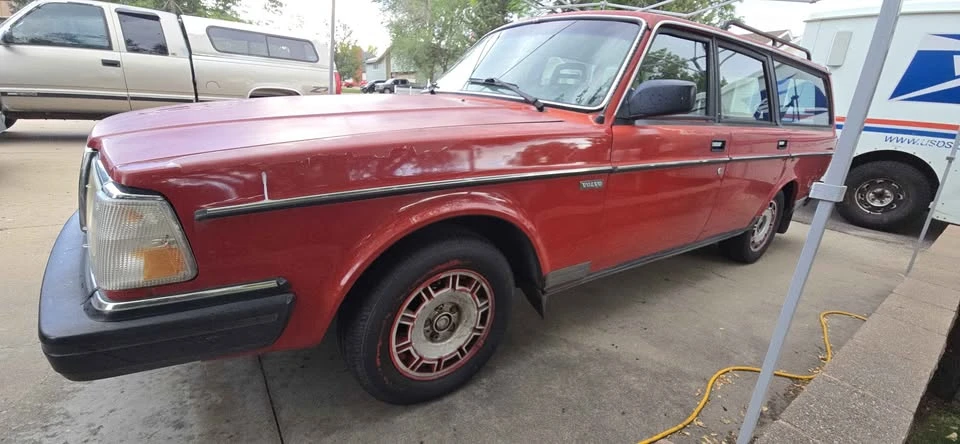 1988 Volvo 245 - Image 3 of 10