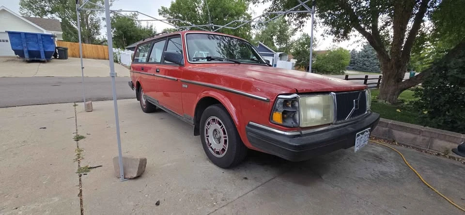 1988 Volvo 245 - Image 2 of 10