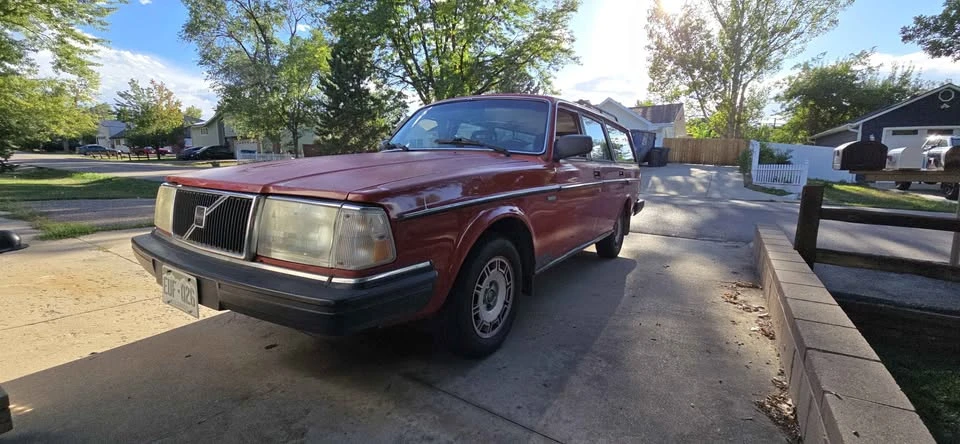 1988 Volvo 245 - Image 4 of 19