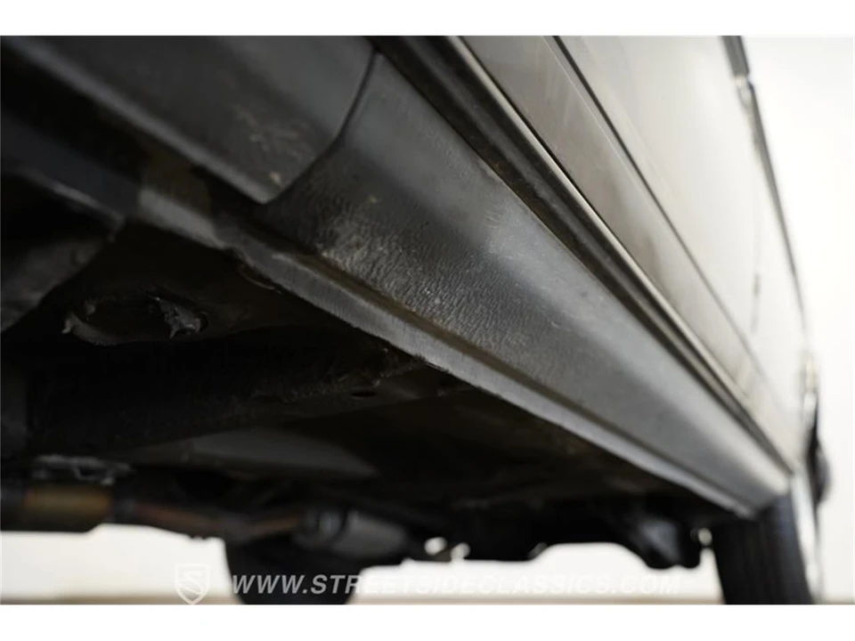 1988 Volvo 244 - Image 23 of 31