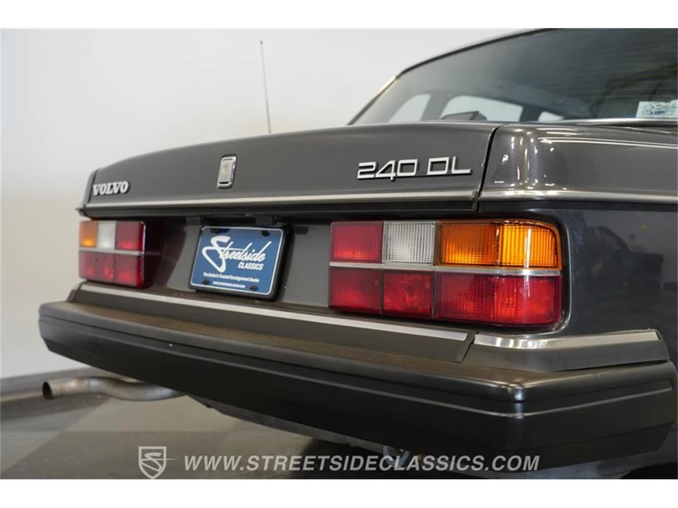 1988 Volvo 244 - Image 31 of 31