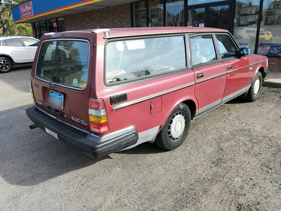 1988 Volvo 200 Series - Image 3 of 21