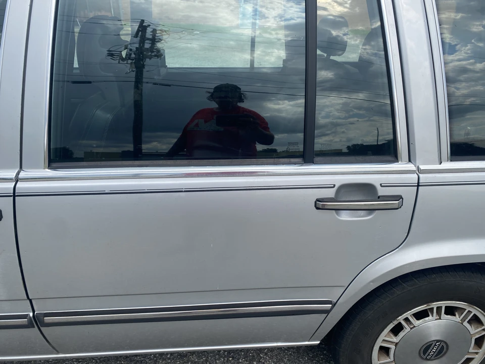 1988 Volvo 740 - Image 24 of 31