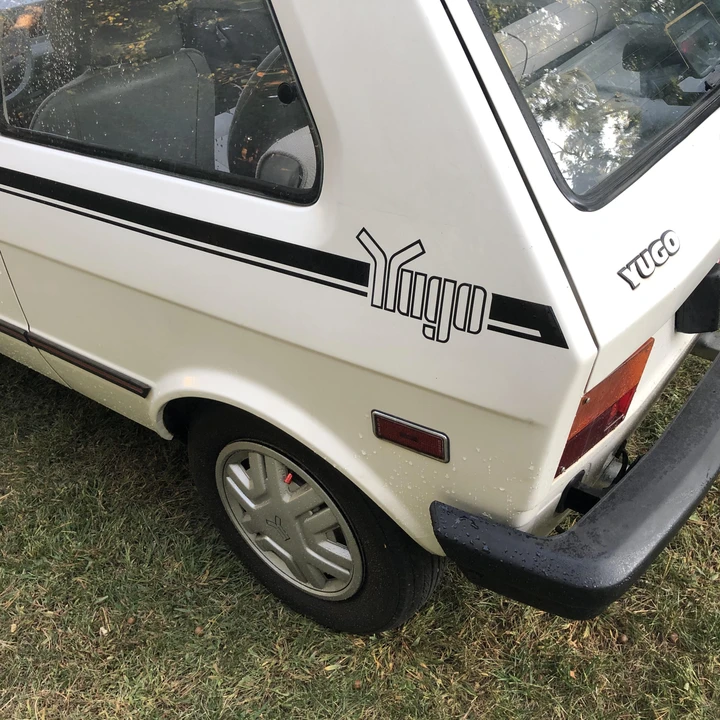 1988 Yugo - Image 9 of 31