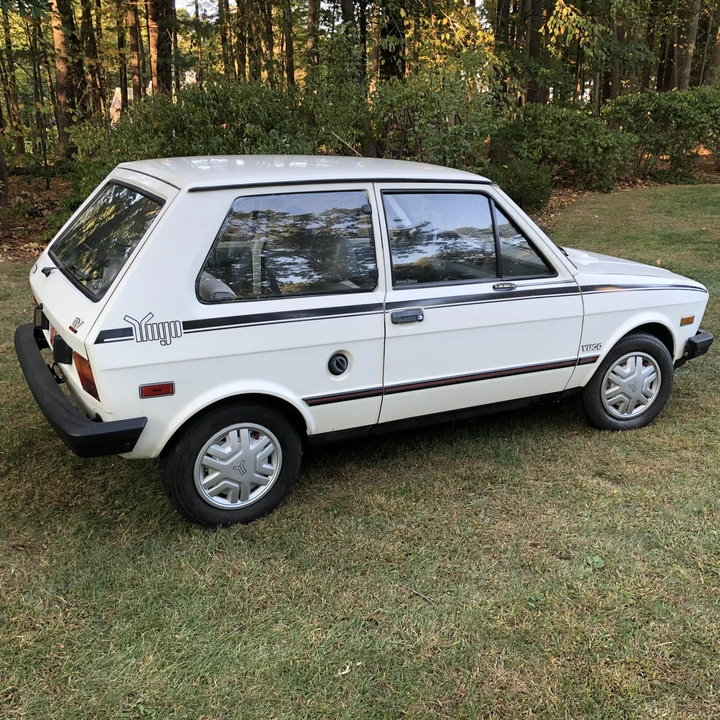 1988 Yugo - Image 17 of 31