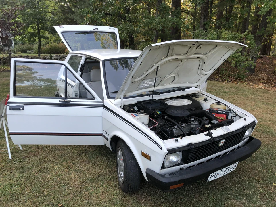 1988 Yugo - Image 19 of 31