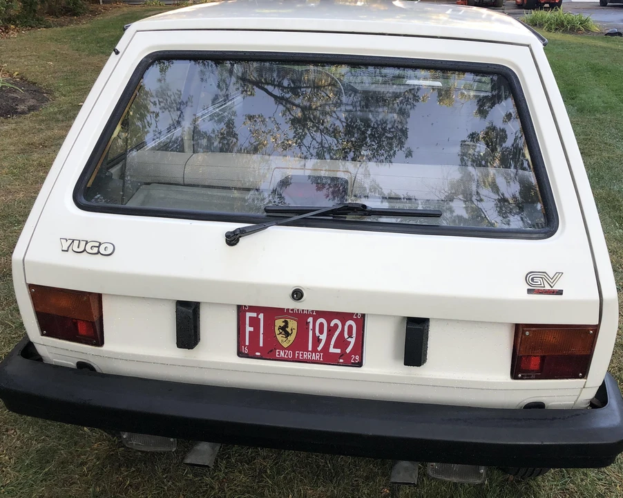 1988 Yugo - Image 12 of 31