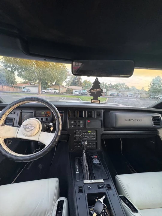1988 Chevrolet Corvette C4 - Image 10 of 14