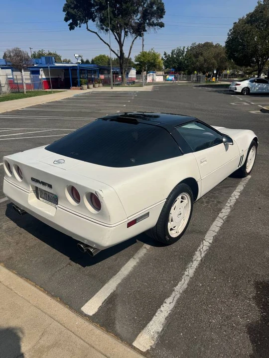 1988 Chevrolet Corvette C4 - Image 3 of 14