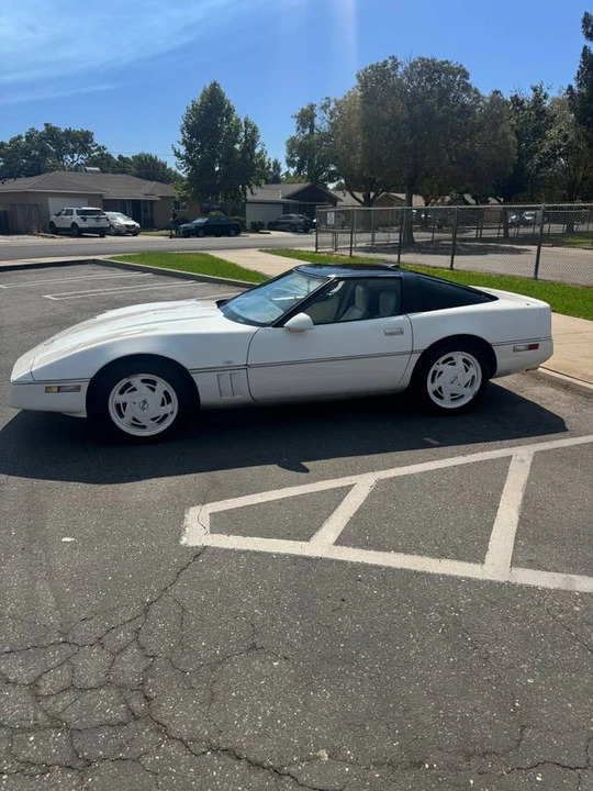 1988 Chevrolet Corvette C4 - Image 6 of 14