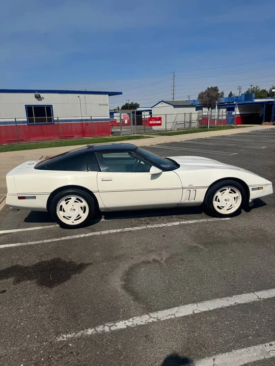 1988 Chevrolet Corvette C4 - Image 2 of 14