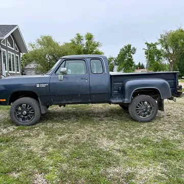 1988 Dodge D150 4x4