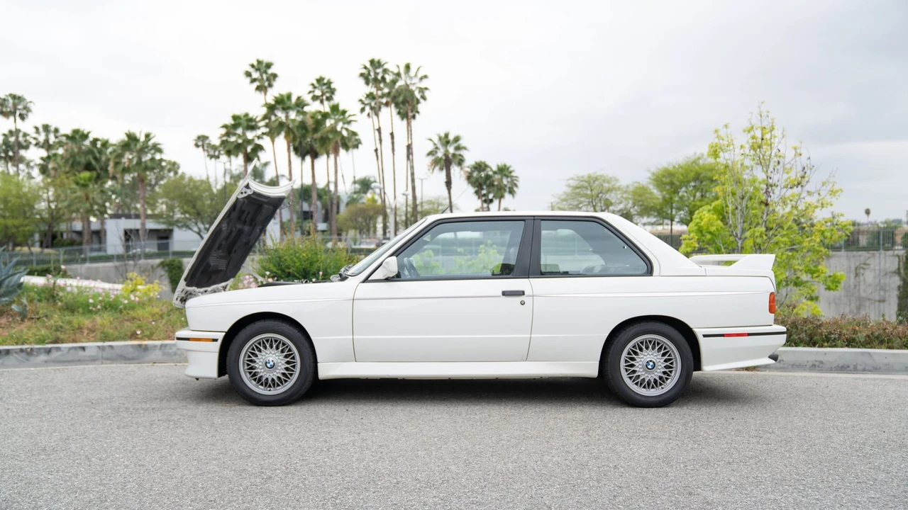 1988 BMW E30 M3 - Image 18 of 24