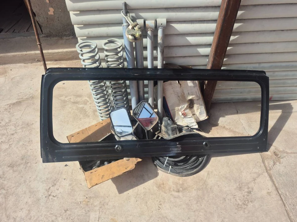 1988 Jeep YJ Wrangler - Image 19 of 23