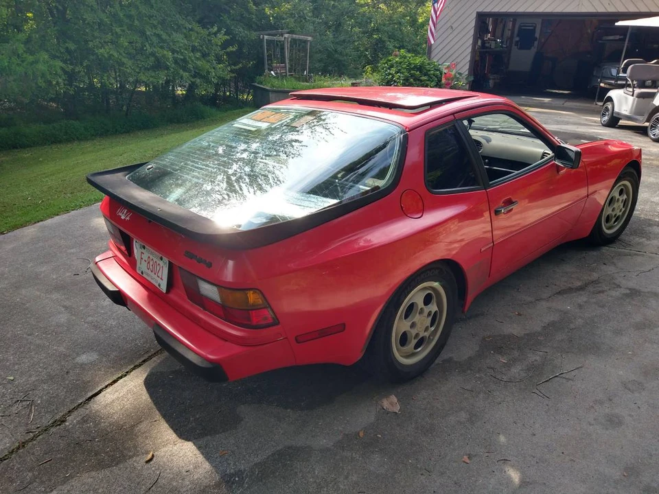 1988 Porsche 944 - Image 4 of 6