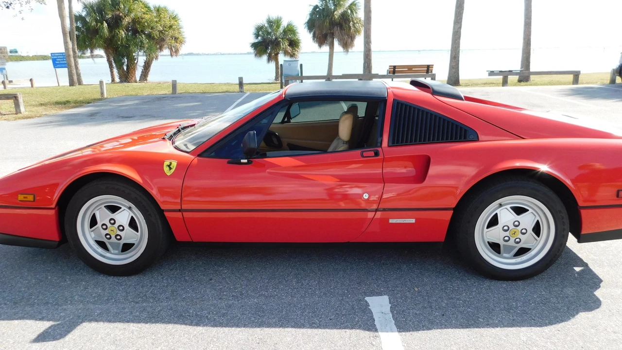 1988 Ferrari 328 GTS - Image 29 of 31
