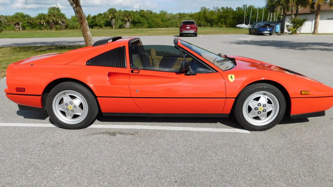 1988 Ferrari 328 GTS - Image 14 of 31