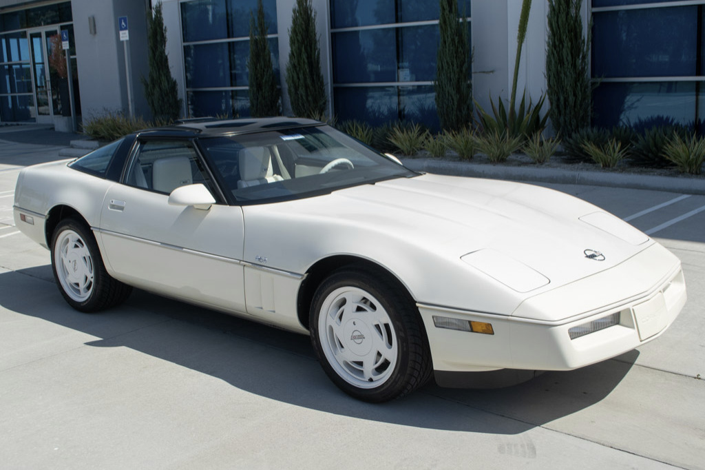 9k-Mile 1988 Chevrolet Corvette Coupe 35th Anniversary