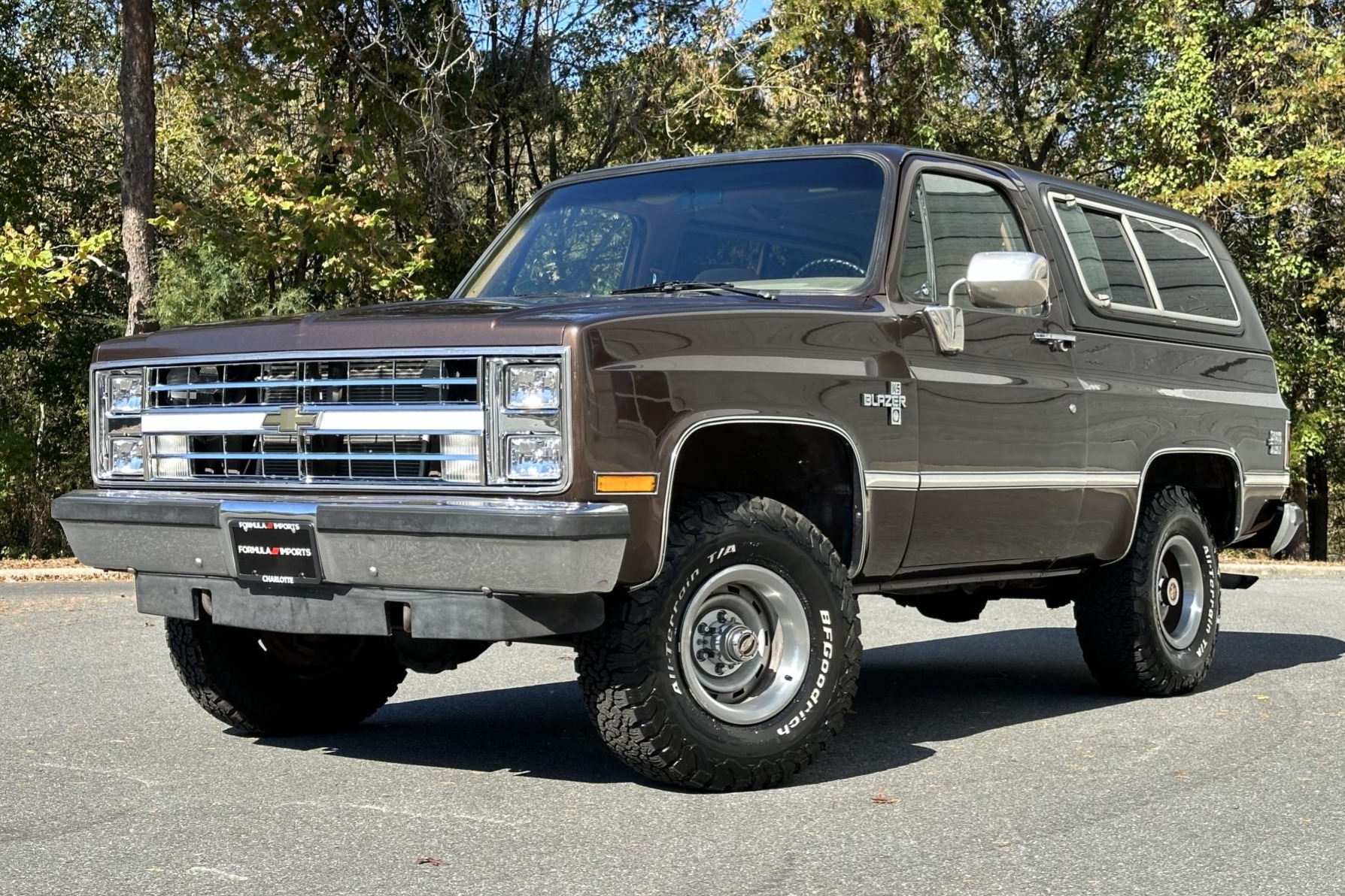 350-Powered 1988 Chevrolet K5 Blazer Silverado 4×4