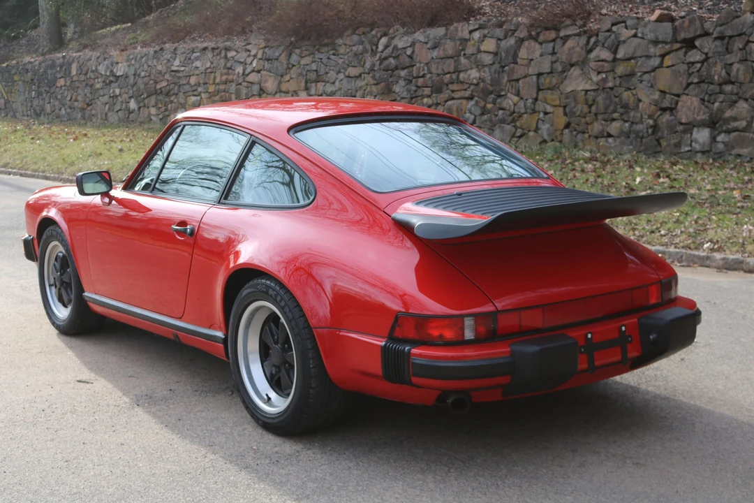 1989 Porsche 911 Carrera 3.2 - Image 5 of 24