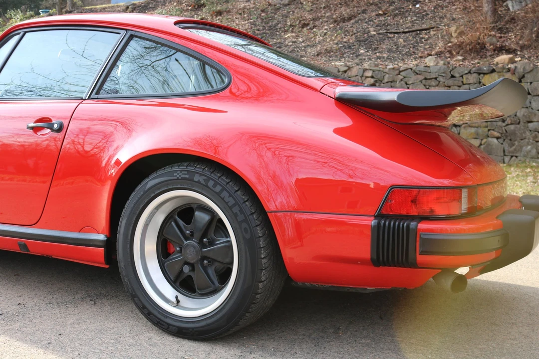1989 Porsche 911 Carrera 3.2 - Image 6 of 24