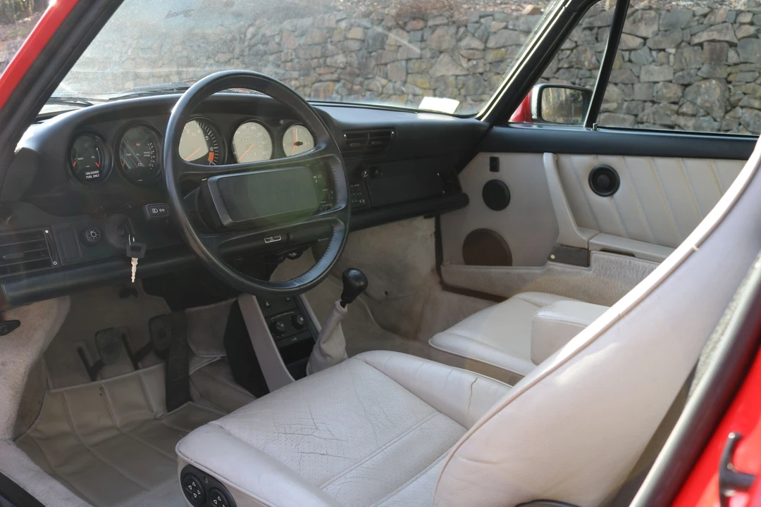 1989 Porsche 911 Carrera 3.2 - Image 10 of 24