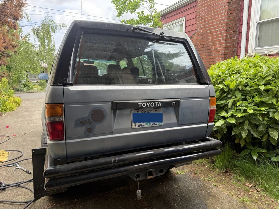 1989 Toyota 4Runner 1st Gen - Image 11 of 12