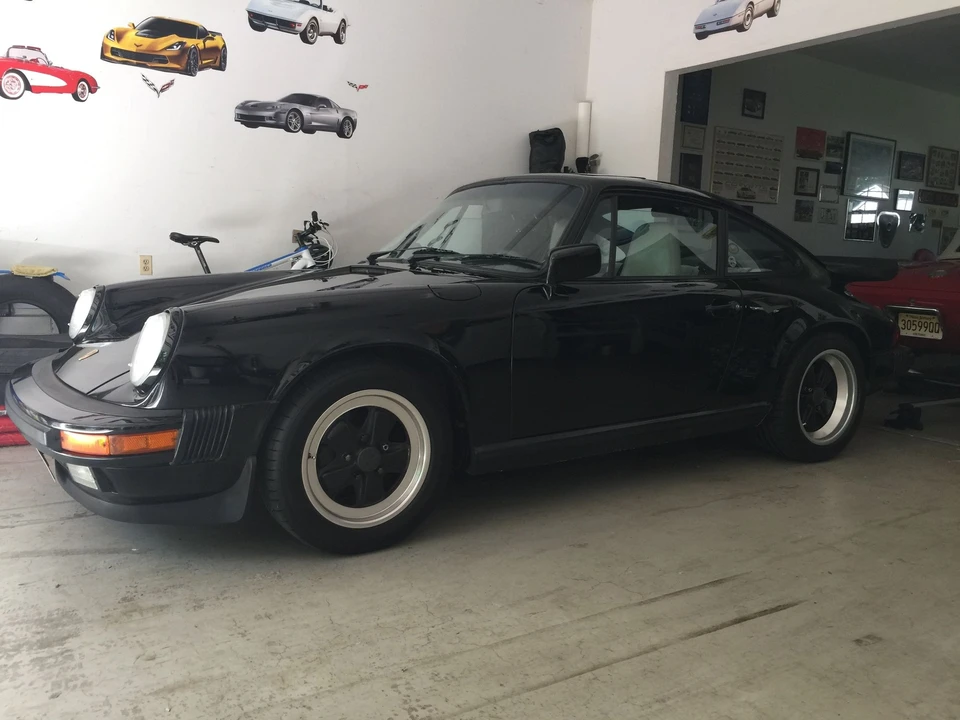 1989 Porsche 911 Carrera 3.2 - Image 2 of 31