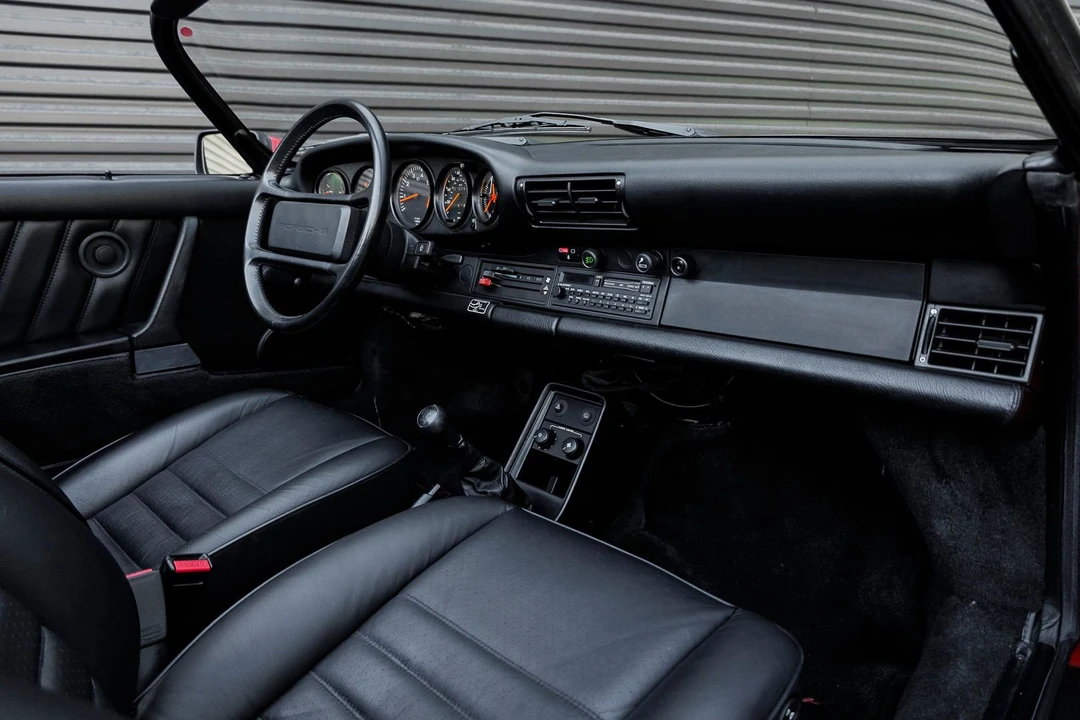 1989 Porsche 911 Carrera 3.2 - Image 30 of 31