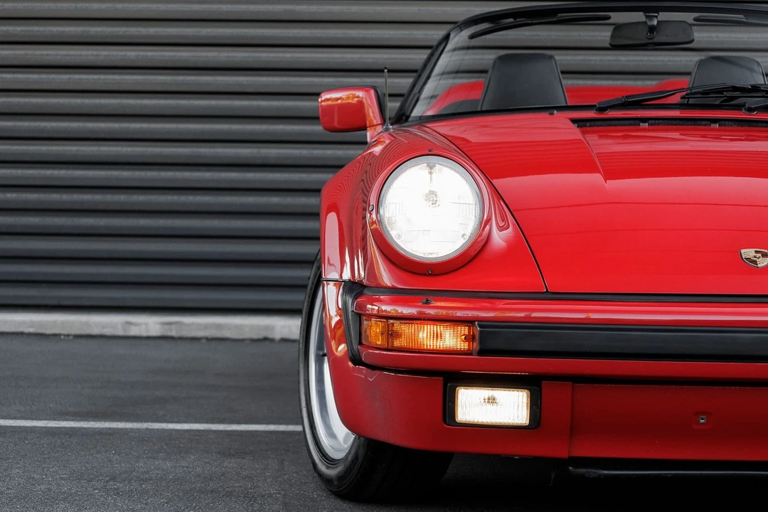 1989 Porsche 911 Carrera 3.2 - Image 2 of 31