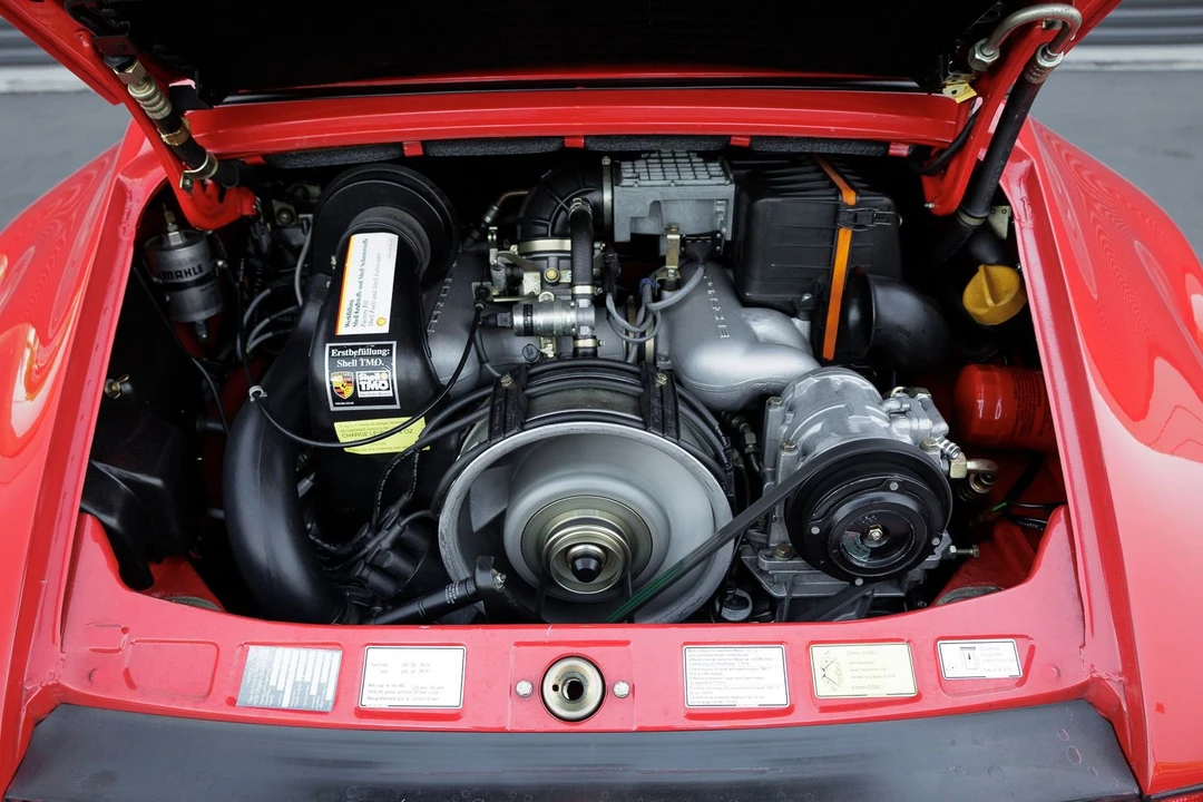 1989 Porsche 911 Carrera 3.2 - Image 4 of 31