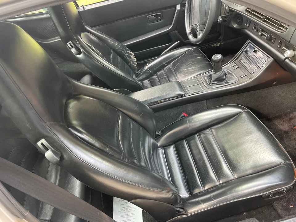 1989 Porsche 944 S2 - Image 12 of 20