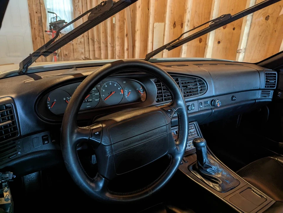 1989 Porsche 944 S2 - Image 15 of 20
