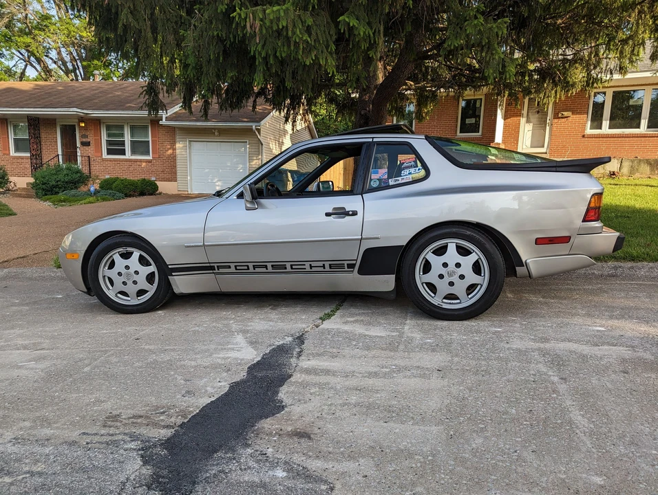 1989 Porsche 944 S2 - Image 5 of 20