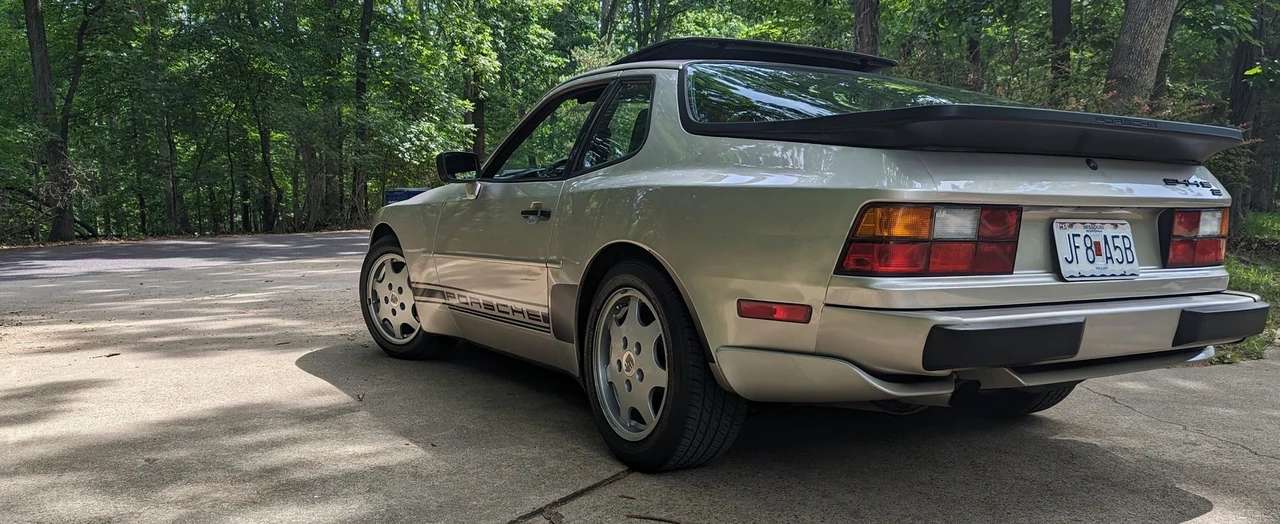 1989 Porsche 944 S2 - Image 2 of 20