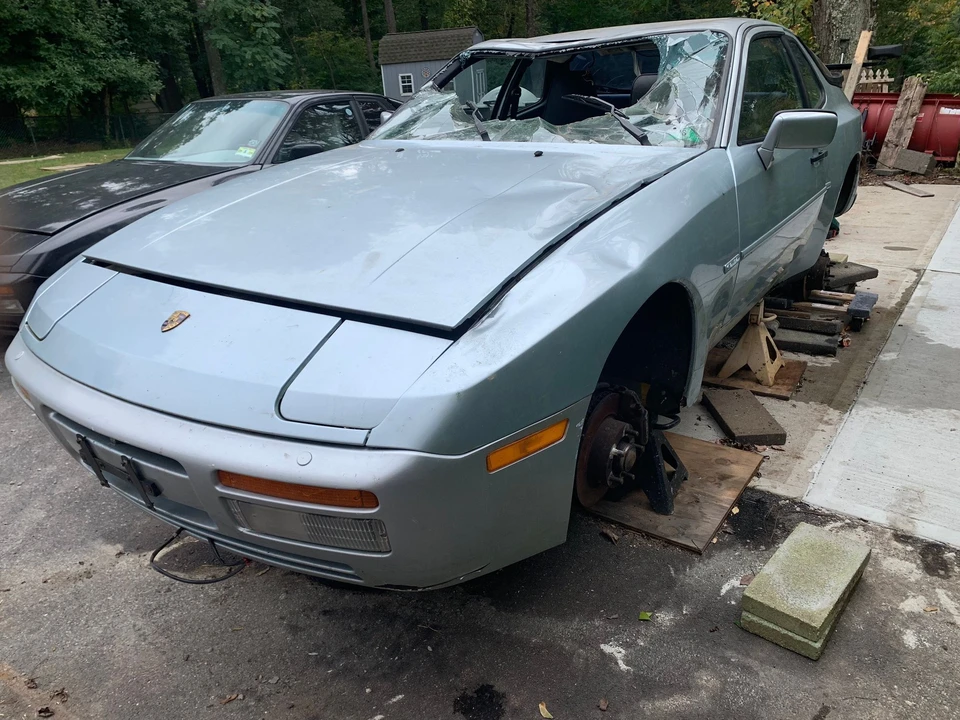 1989 Porsche 944 S2 - Image 2 of 4