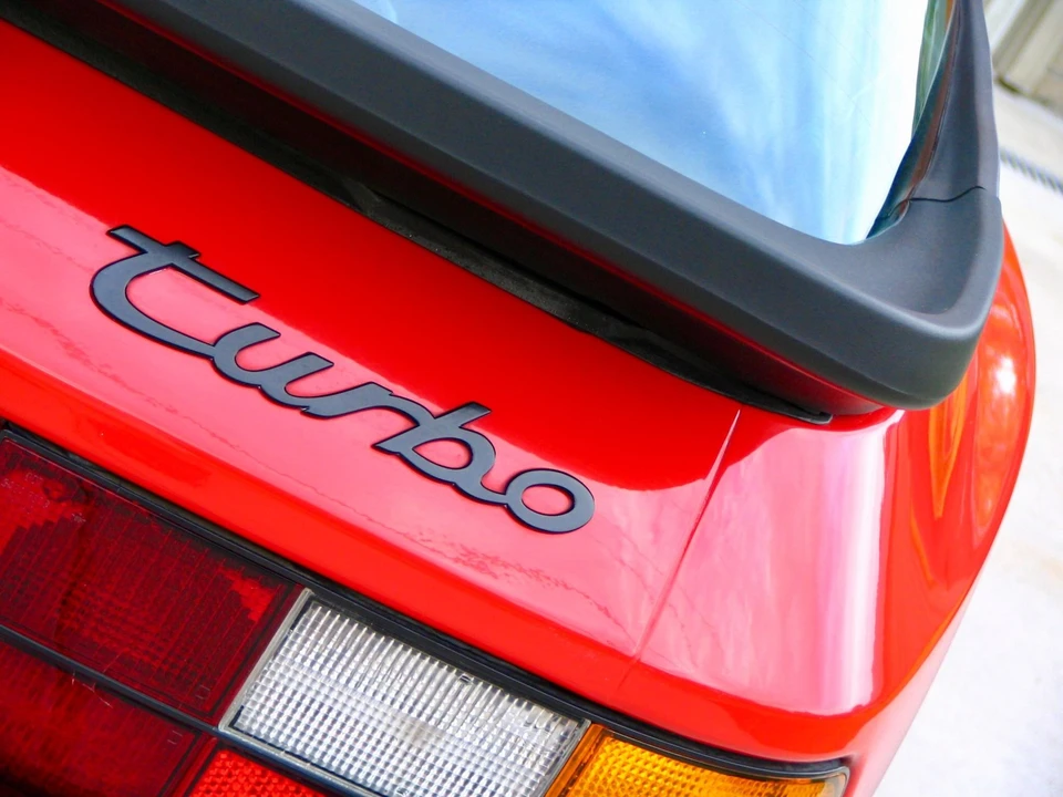 1989 Porsche 944 Turbo - Image 11 of 31