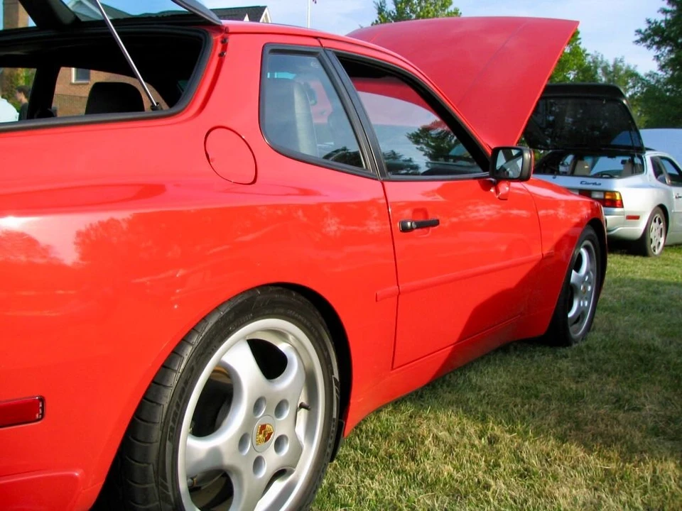 1989 Porsche 944 Turbo - Image 6 of 31
