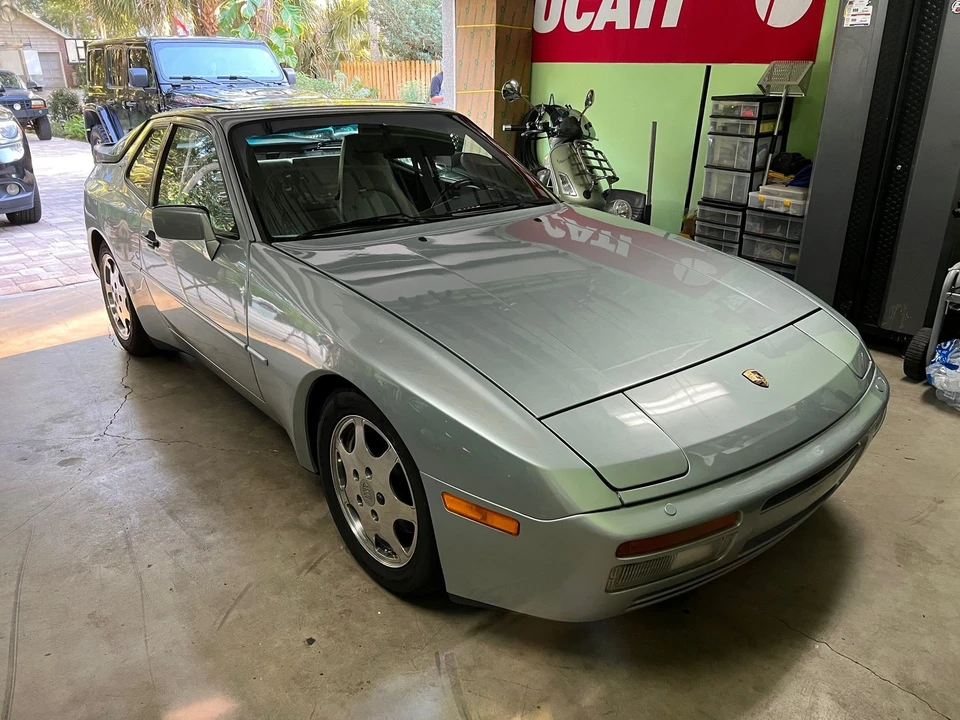 1989 Porsche 944 Turbo - Image 5 of 13