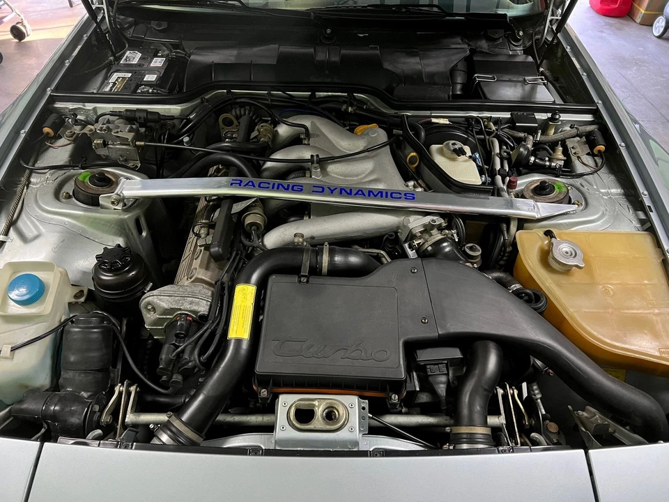 1989 Porsche 944 Turbo - Image 9 of 13