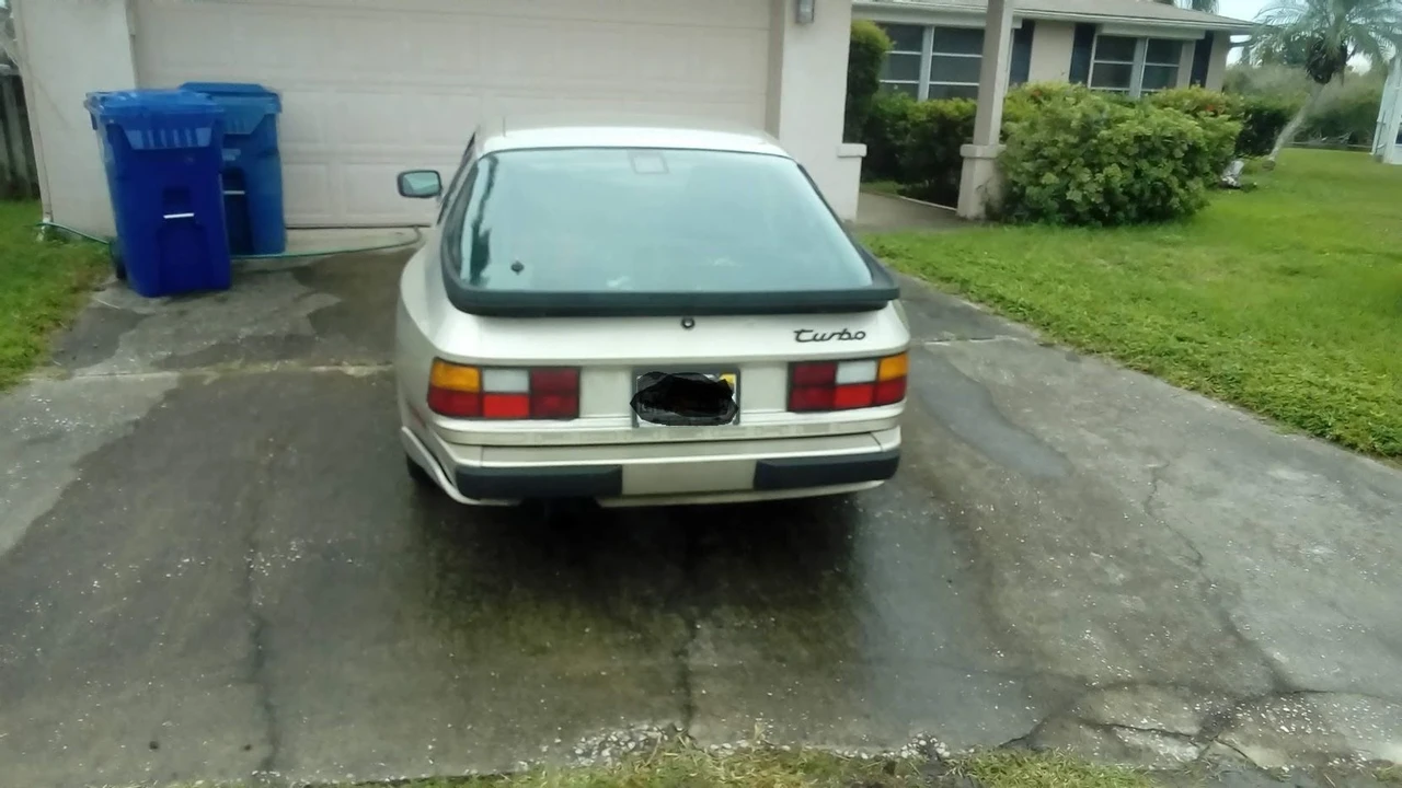1989 Porsche 944 Turbo - Image 5 of 13