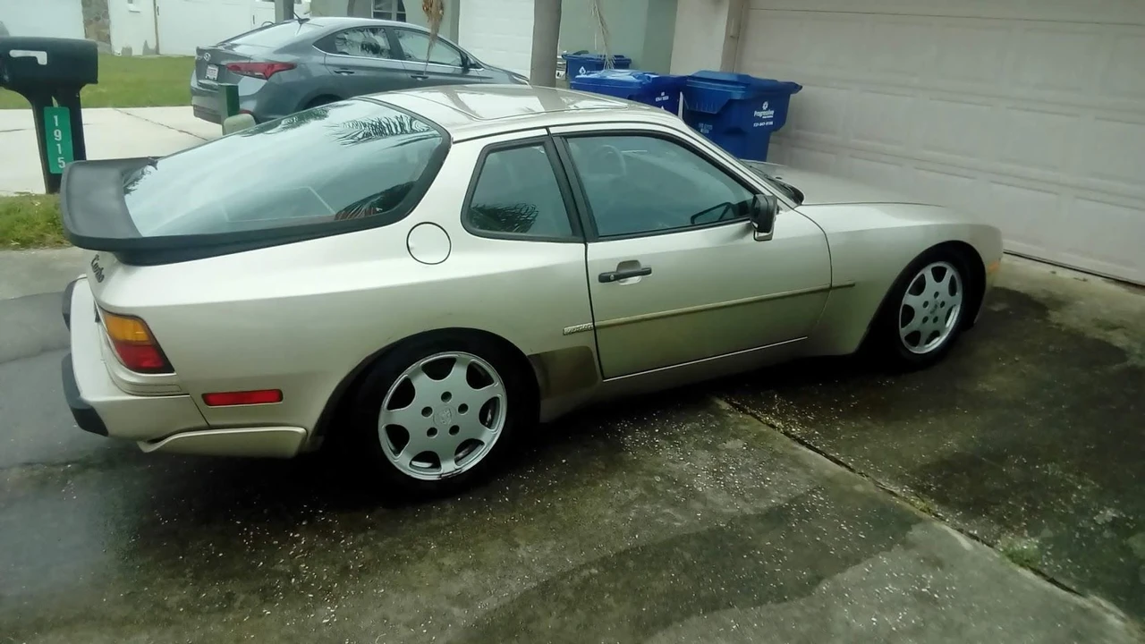 1989 Porsche 944 Turbo - Image 6 of 13
