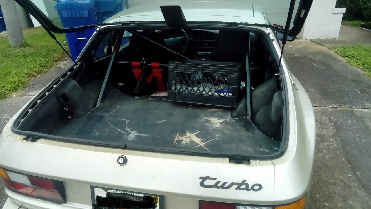 1989 Porsche 944 Turbo - Image 8 of 13