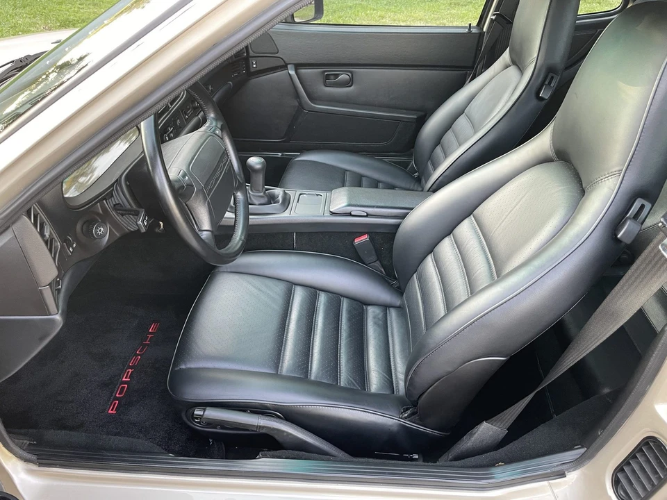 1989 Porsche 944 Turbo - Image 17 of 18