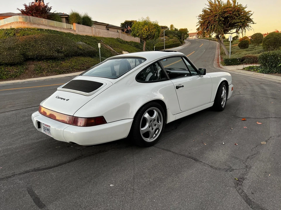1989 Porsche 964 Carrera 4 - Image 6 of 13