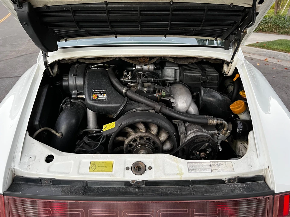 1989 Porsche 964 Carrera 4 - Image 9 of 13