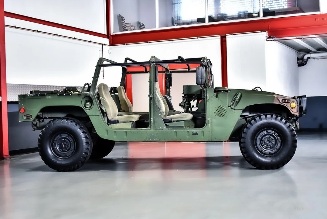1989 AM General Hummer - Image 29 of 30