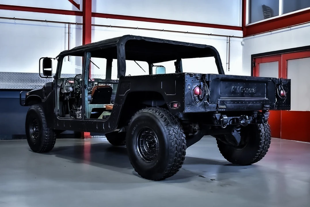 1989 AM General Hummer - Image 27 of 30