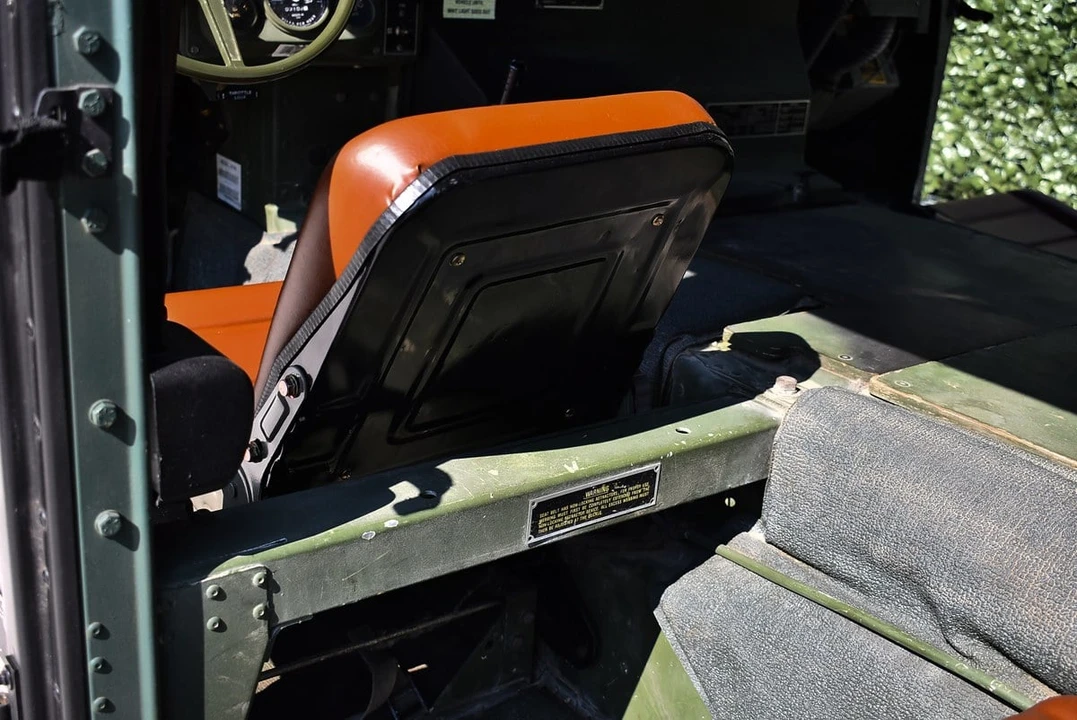 1989 AM General Hummer - Image 28 of 30
