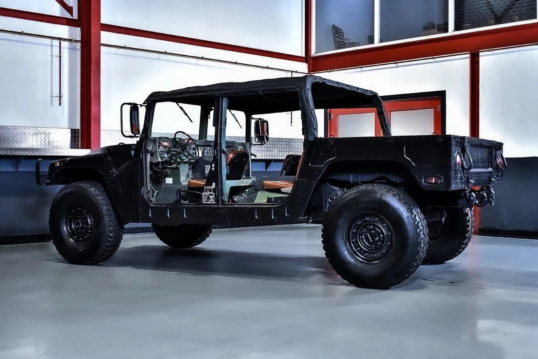 1989 AM General Hummer - Image 29 of 31